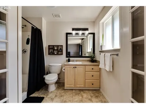 549 Gilfry Avenue Creswell OR 97426
