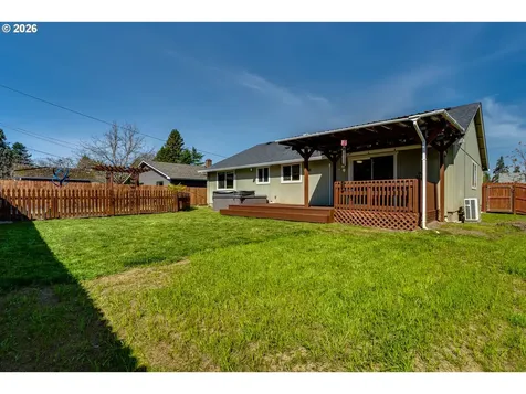 549 Gilfry Avenue Creswell OR 97426