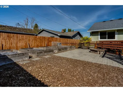 549 Gilfry Avenue Creswell OR 97426