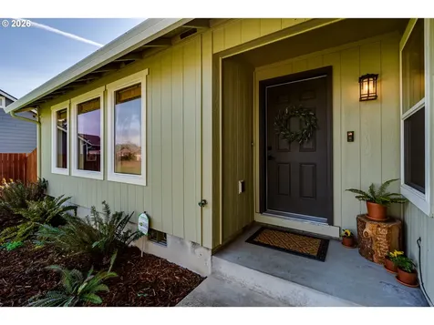 549 Gilfry Avenue Creswell OR 97426