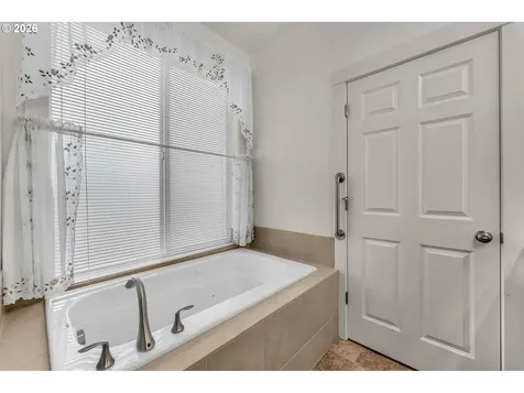 3614 NE 141st Avenue Vancouver WA 98682