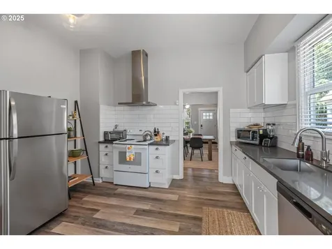 3618 N Albina Avenue Portland OR 97227