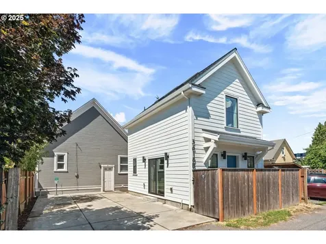 3618 N Albina Avenue Portland OR 97227