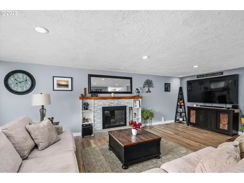 37807 Camp Creek Road Springfield OR 97478