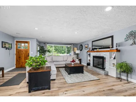 37807 Camp Creek Road Springfield OR 97478