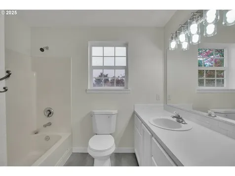 22680 SW Mandan Drive Tualatin OR 97062