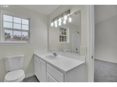 22680 SW Mandan Drive Tualatin OR 97062