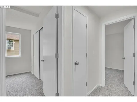 22680 SW Mandan Drive Tualatin OR 97062