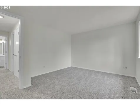 22680 SW Mandan Drive Tualatin OR 97062