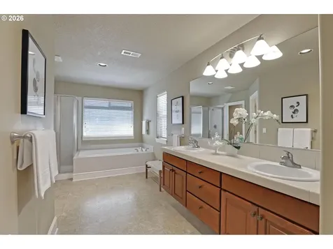17236 SW 136th Avenue Portland OR 97224