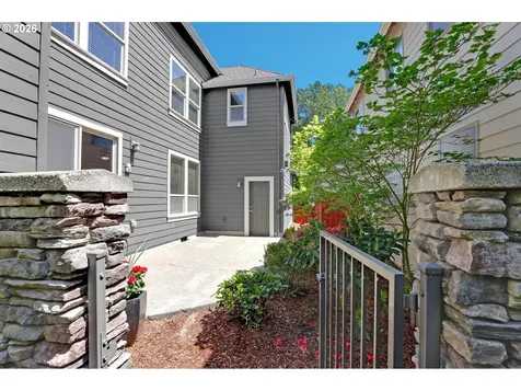 17236 SW 136th Avenue Portland OR 97224