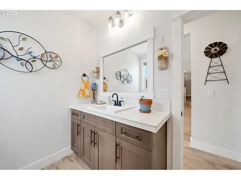 136 Klazina Court Woodland WA 98674