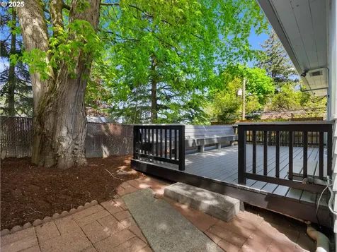 1435 NE Buffalo Street Portland OR 97211