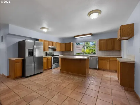 1435 NE Buffalo Street Portland OR 97211