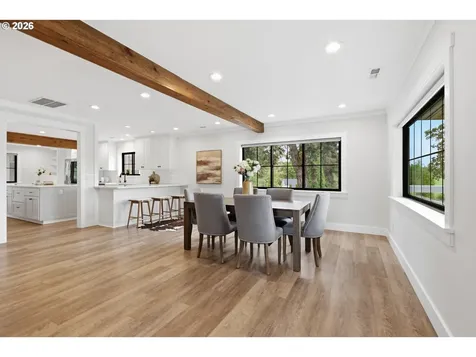 5801 NE Abbey Road Carlton OR 97111