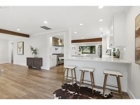 5801 NE Abbey Road Carlton OR 97111