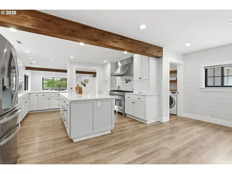 5801 NE Abbey Road Carlton OR 97111