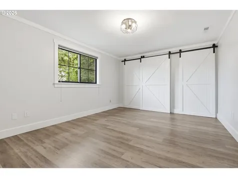 5801 NE Abbey Road Carlton OR 97111