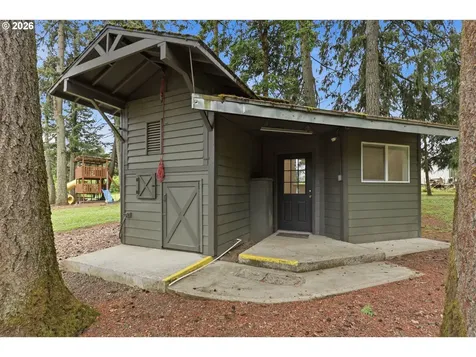 5801 NE Abbey Road Carlton OR 97111