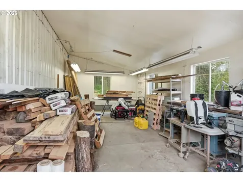 5801 NE Abbey Road Carlton OR 97111