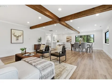 5801 NE Abbey Road Carlton OR 97111