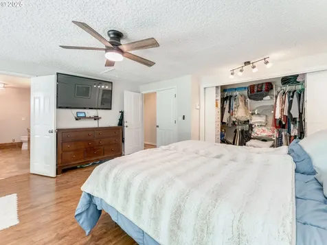30736 NE Lewisville Highway Battle Ground WA 98604