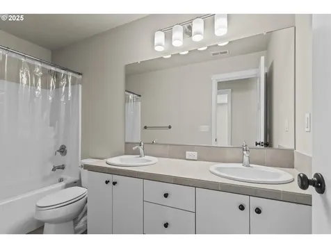 12062 SW Redberry Court Portland OR 97223