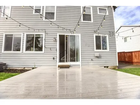 12062 SW Redberry Court Portland OR 97223