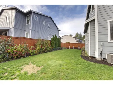 12062 SW Redberry Court Portland OR 97223