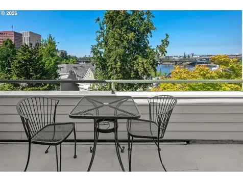305 S Montgomery Street Portland OR 97201