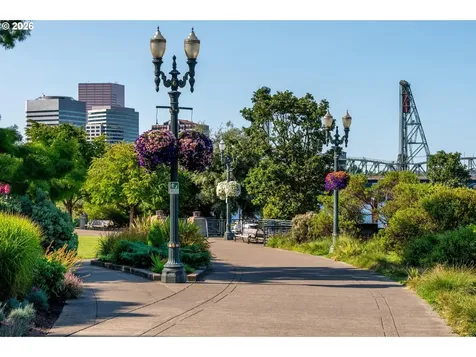 305 S Montgomery Street Portland OR 97201