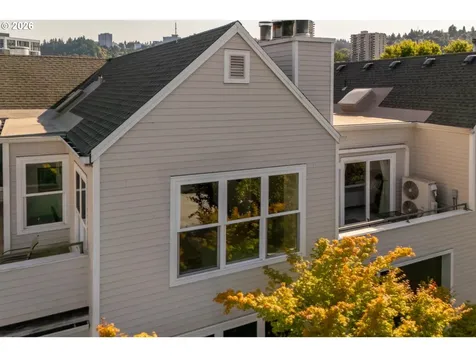 305 S Montgomery Street Portland OR 97201