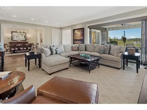 15599 Village Drive Lake Oswego OR 97034