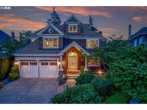 15599 Village Drive Lake Oswego OR 97034
