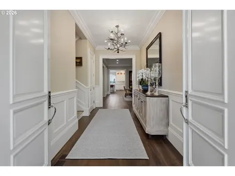 15599 Village Drive Lake Oswego OR 97034