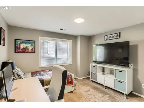 1736 Regency Street West Linn OR 97068