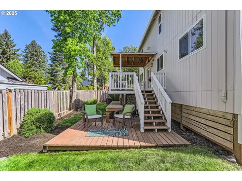 1736 Regency Street West Linn OR 97068