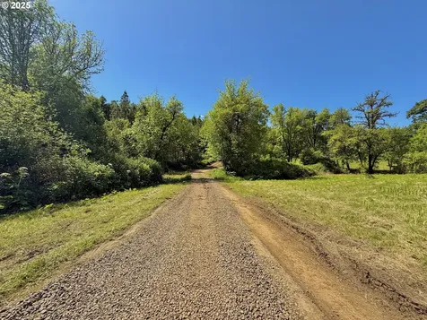 11894 SW Dupee Valley Road Mcminnville OR 97128