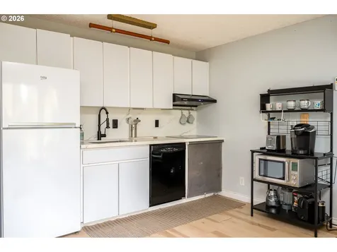 100 Kerr Parkway Lake Oswego OR 97035