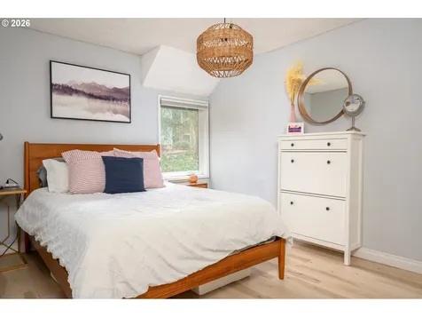 100 Kerr Parkway Lake Oswego OR 97035