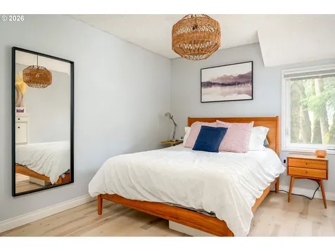 100 Kerr Parkway Lake Oswego OR 97035