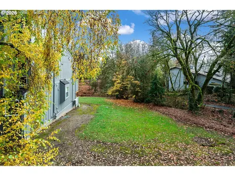 100 Kerr Parkway Lake Oswego OR 97035