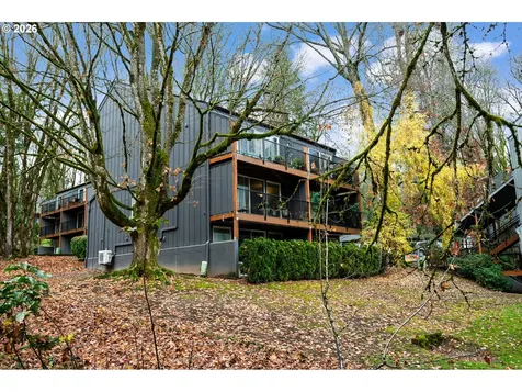 100 Kerr Parkway Lake Oswego OR 97035