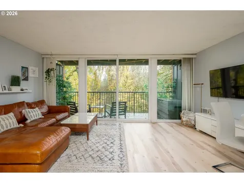 100 Kerr Parkway Lake Oswego OR 97035