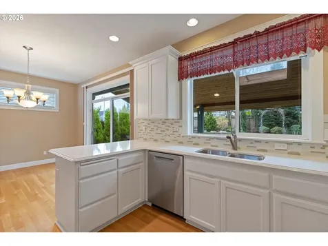 325 N Elm Street Yamhill OR 97148