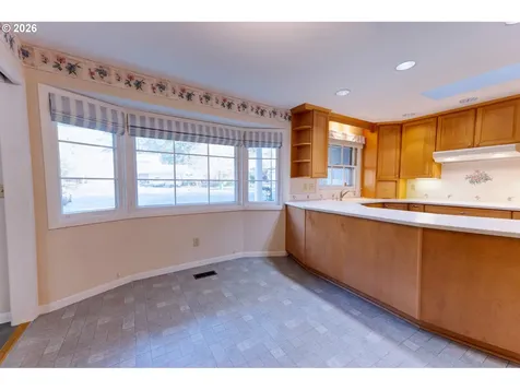 7655 SW 142nd Court Beaverton OR 97008