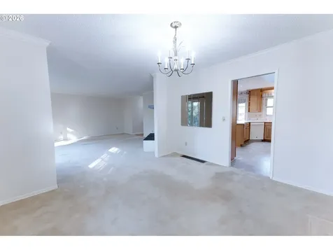 7655 SW 142nd Court Beaverton OR 97008