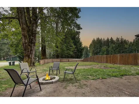 16790 Lewis River Road Cougar WA 98616