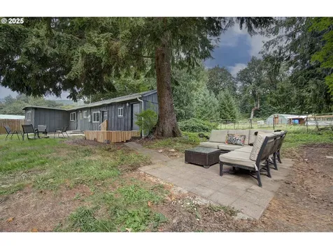 16790 Lewis River Road Cougar WA 98616