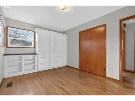 5306 SE 64th Avenue Portland OR 97206